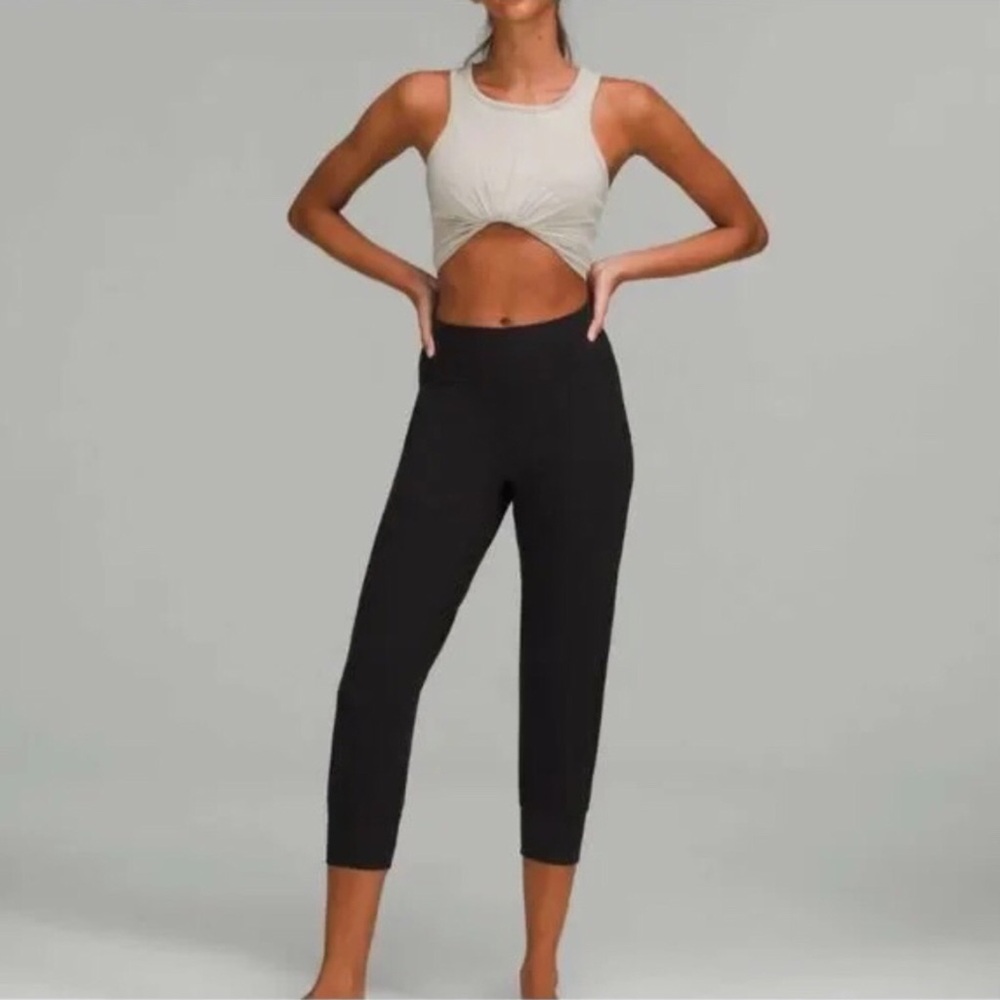 🌼Lululemon Align High-Rise Cropped Jogger Black Size 10